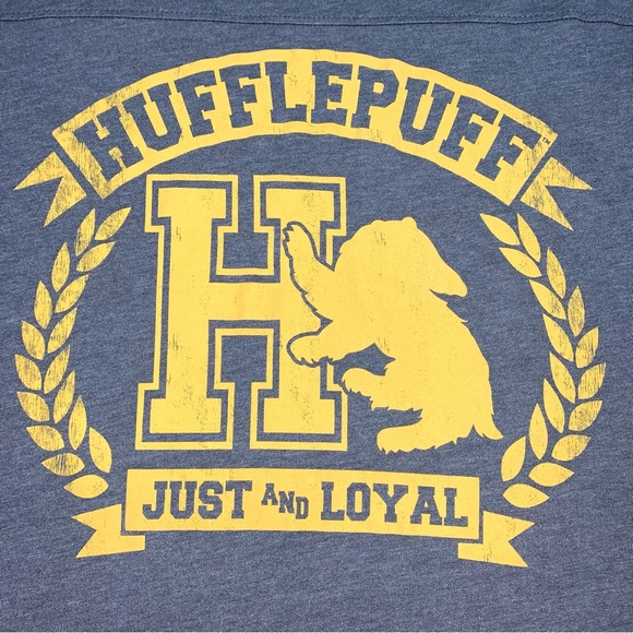 Harry Potter Hufflepuff Raglan Sleeve Athletic Graphic T Shirt Tee Hogwarts - Picture 5 of 12